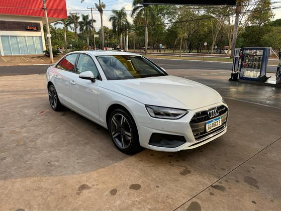 AUDI A4 2.0 TFSI MHEV PRESTIGE S TRONIC